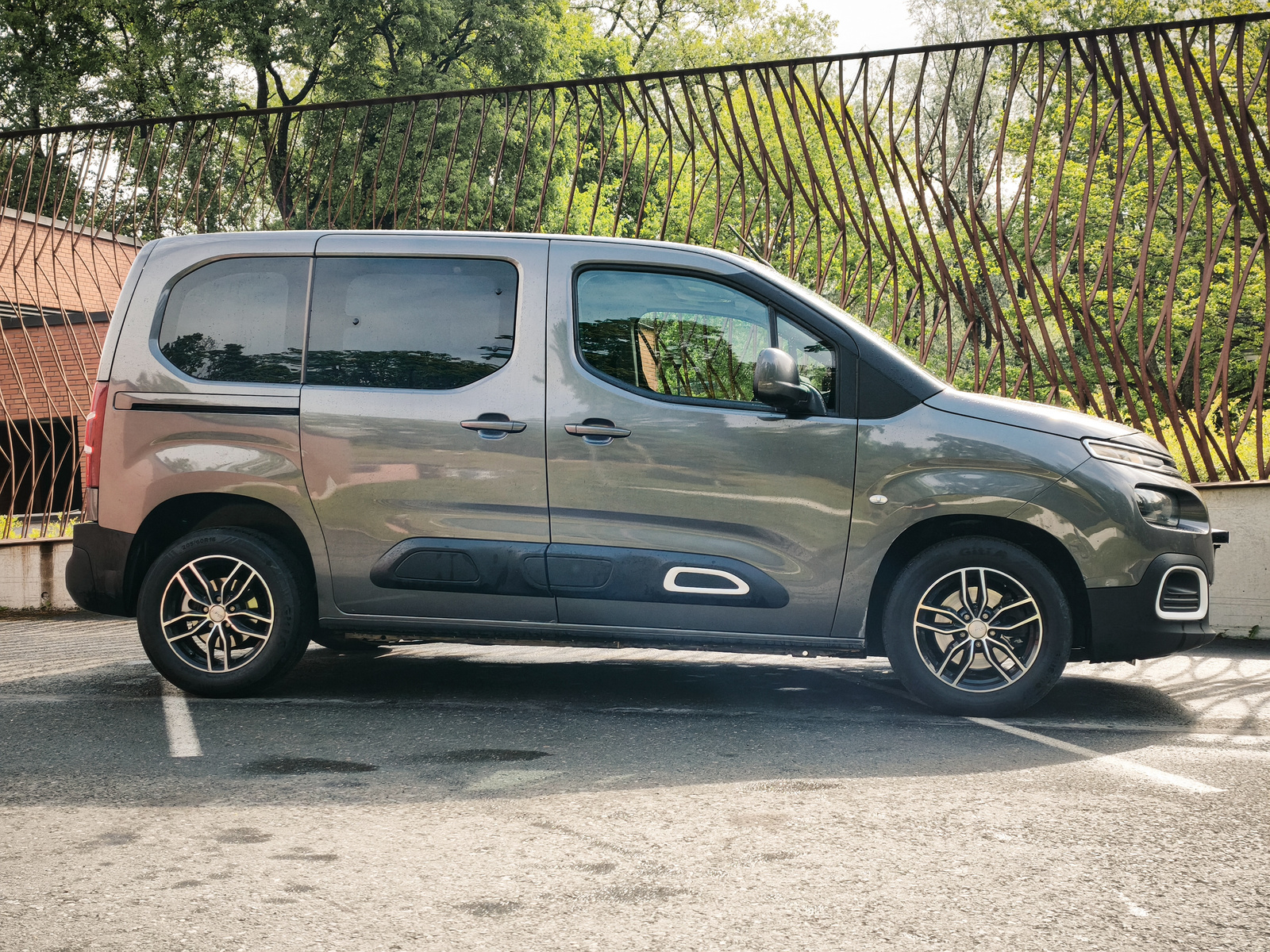 Citroën Berlingo 2019, kuva 7/21