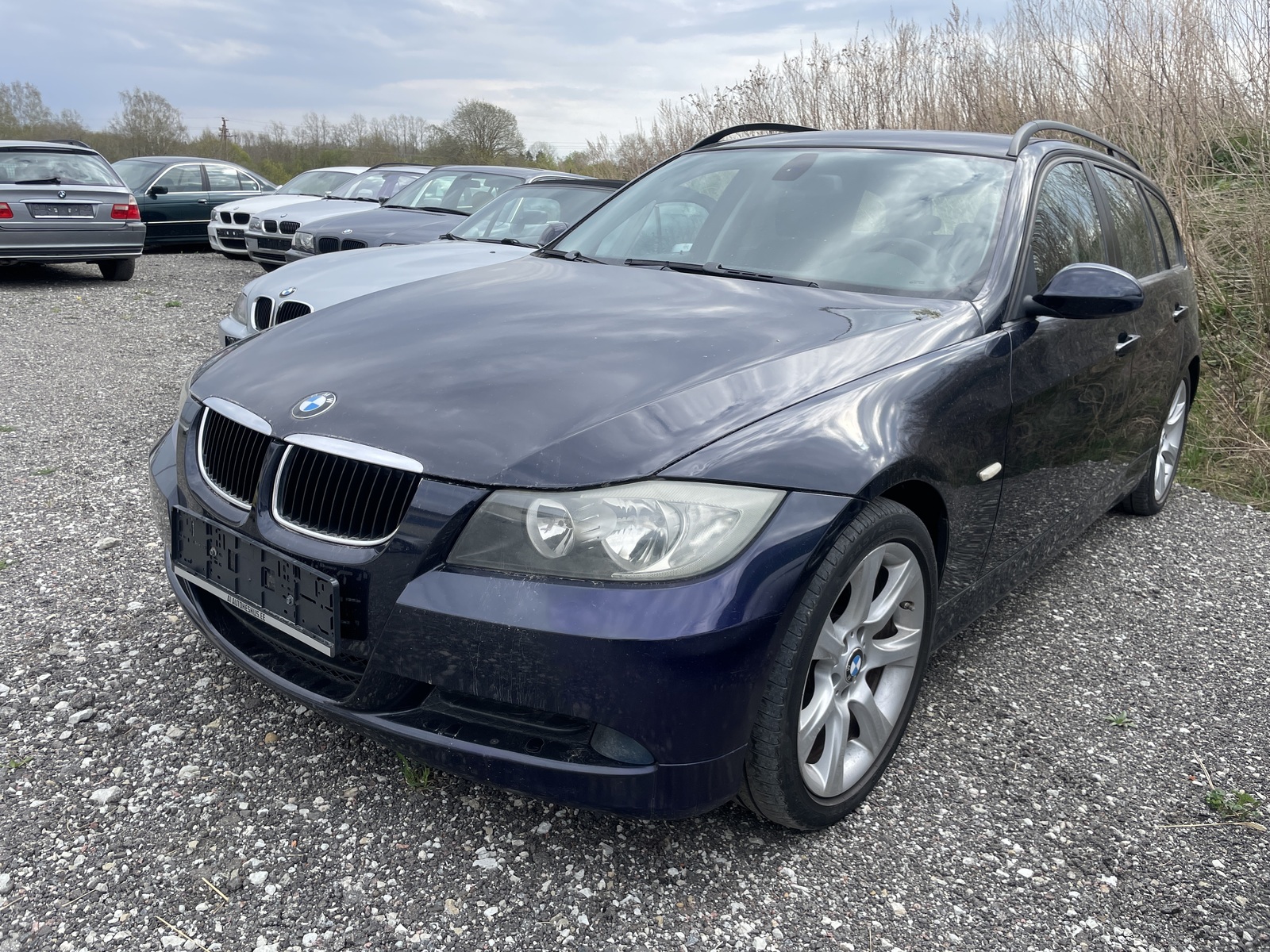 BMW 320