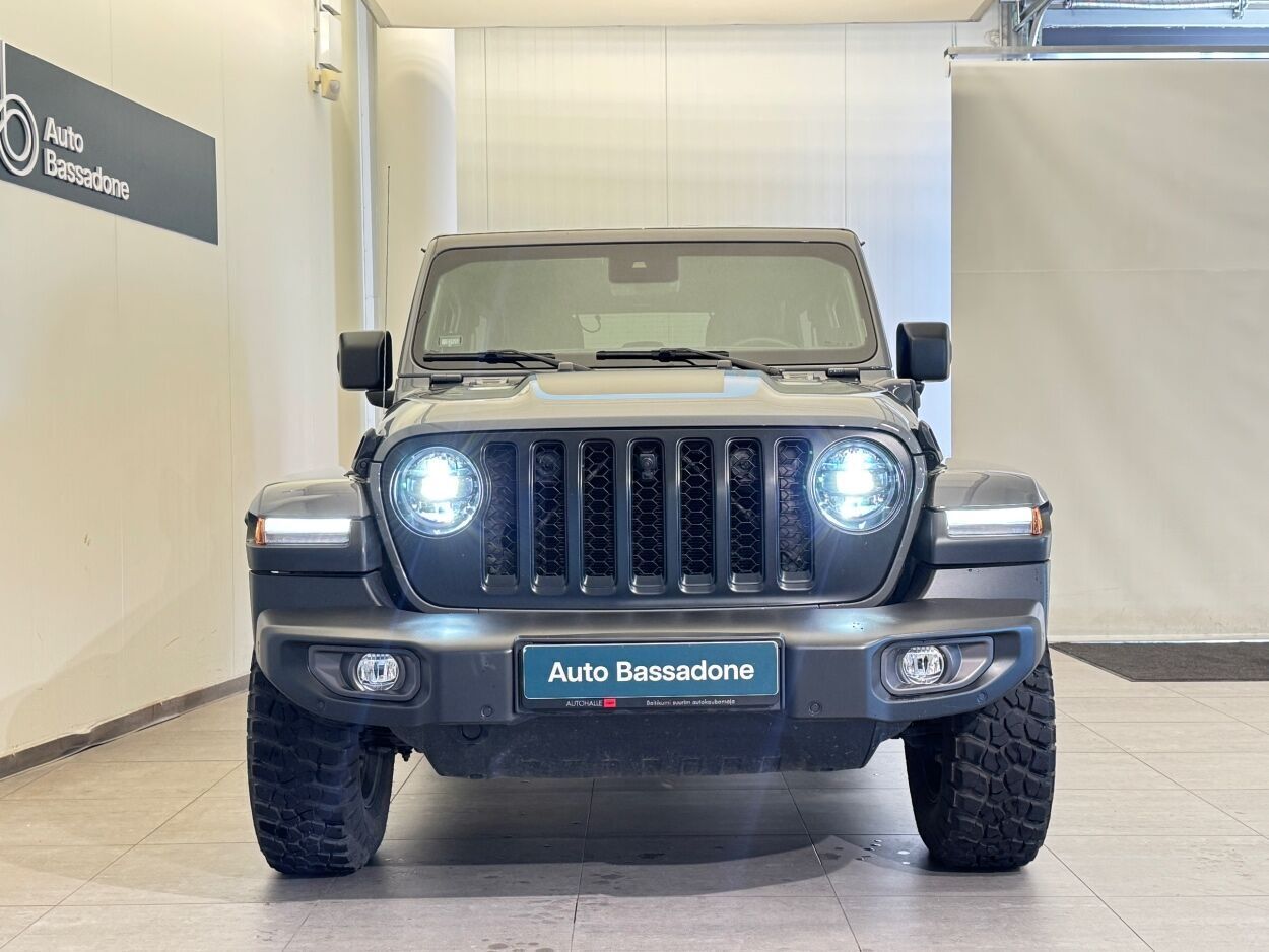 Jeep Wrangler 2023, photo 2/10