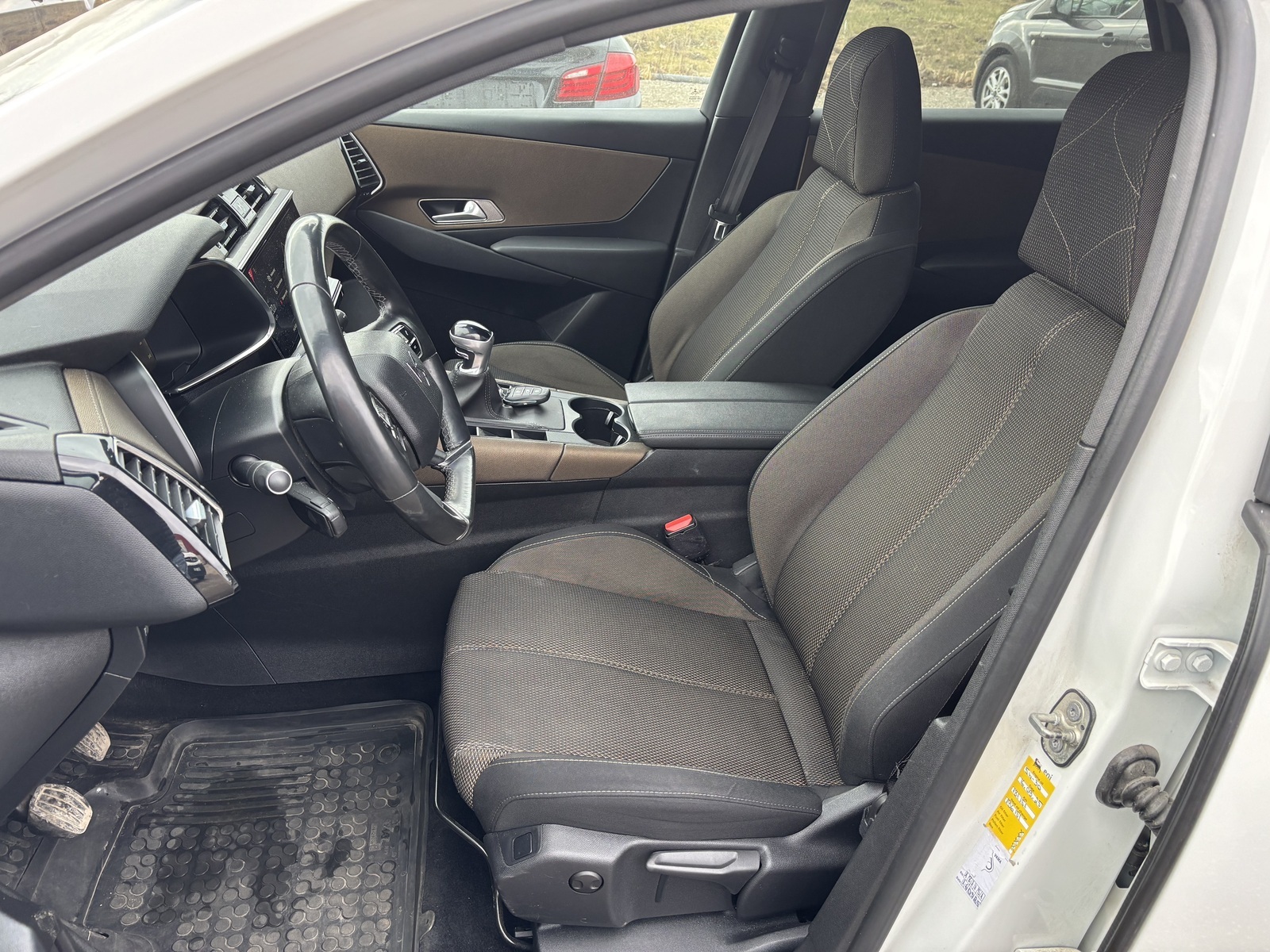 DS 7 Crossback 2018, photo 7/16