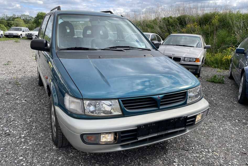 Mitsubishi Space Runner, 1997, 1.8, 85 kW, petrol, manual, front-wheel drive