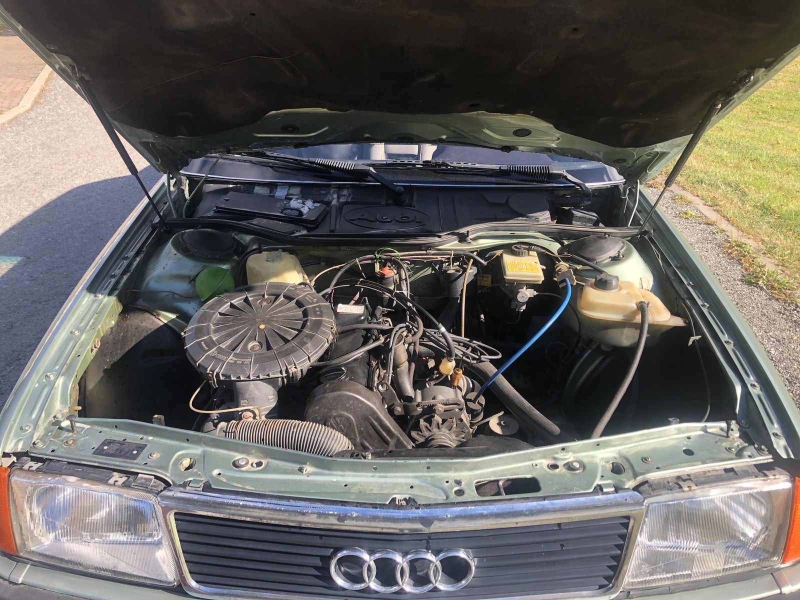 Audi 100 1985, photo 5/5