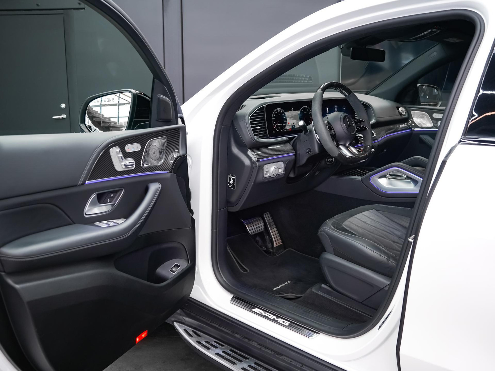 Mercedes-Benz GLE 2024, photo 5/15