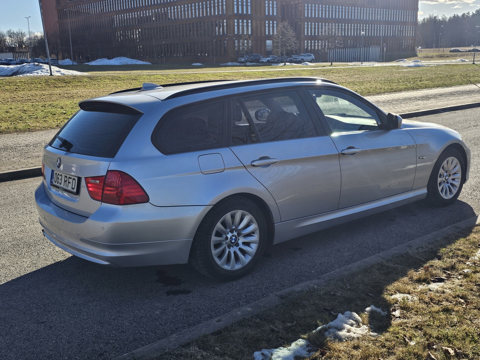 BMW 318 2010, kuva 4/12