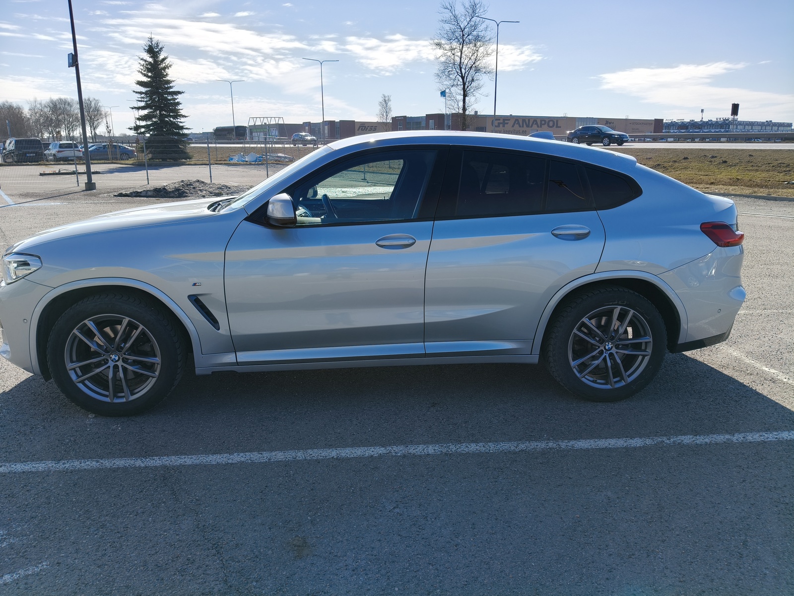 BMW X4 2019, kuva 4/12