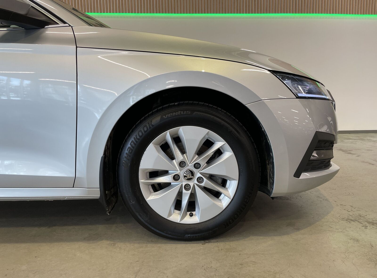 Škoda Octavia 2024, photo 5/10