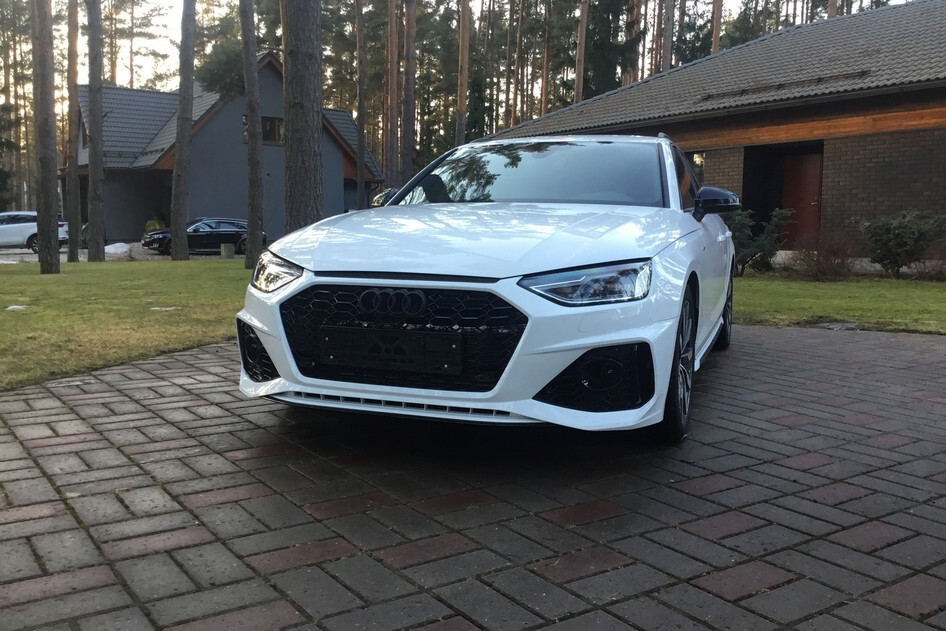 Audi A4, 2024, 2.0, 110 kW, hibridas (benzinas/elektra), automatinė, priekiniai varomieji ratai