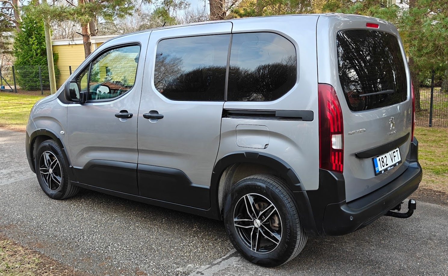 Peugeot Rifter Berlingo 1.5 75kW 2020, kuva 4/19