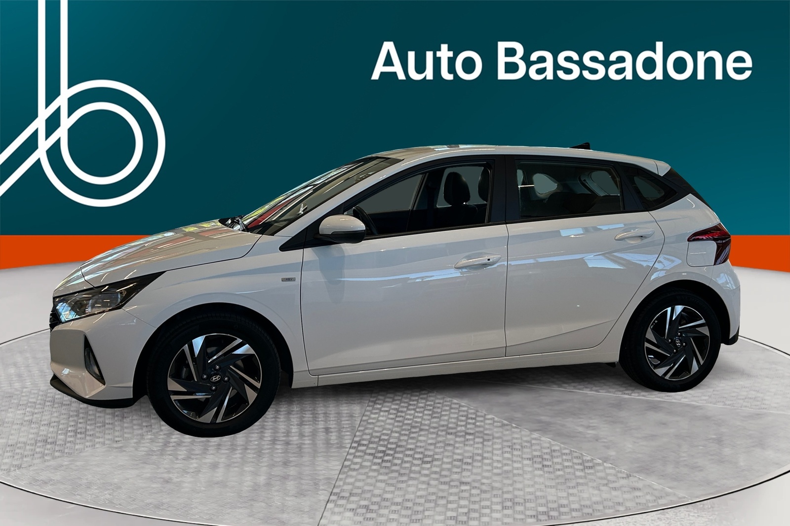 Hyundai i20 2023, photo 2/19