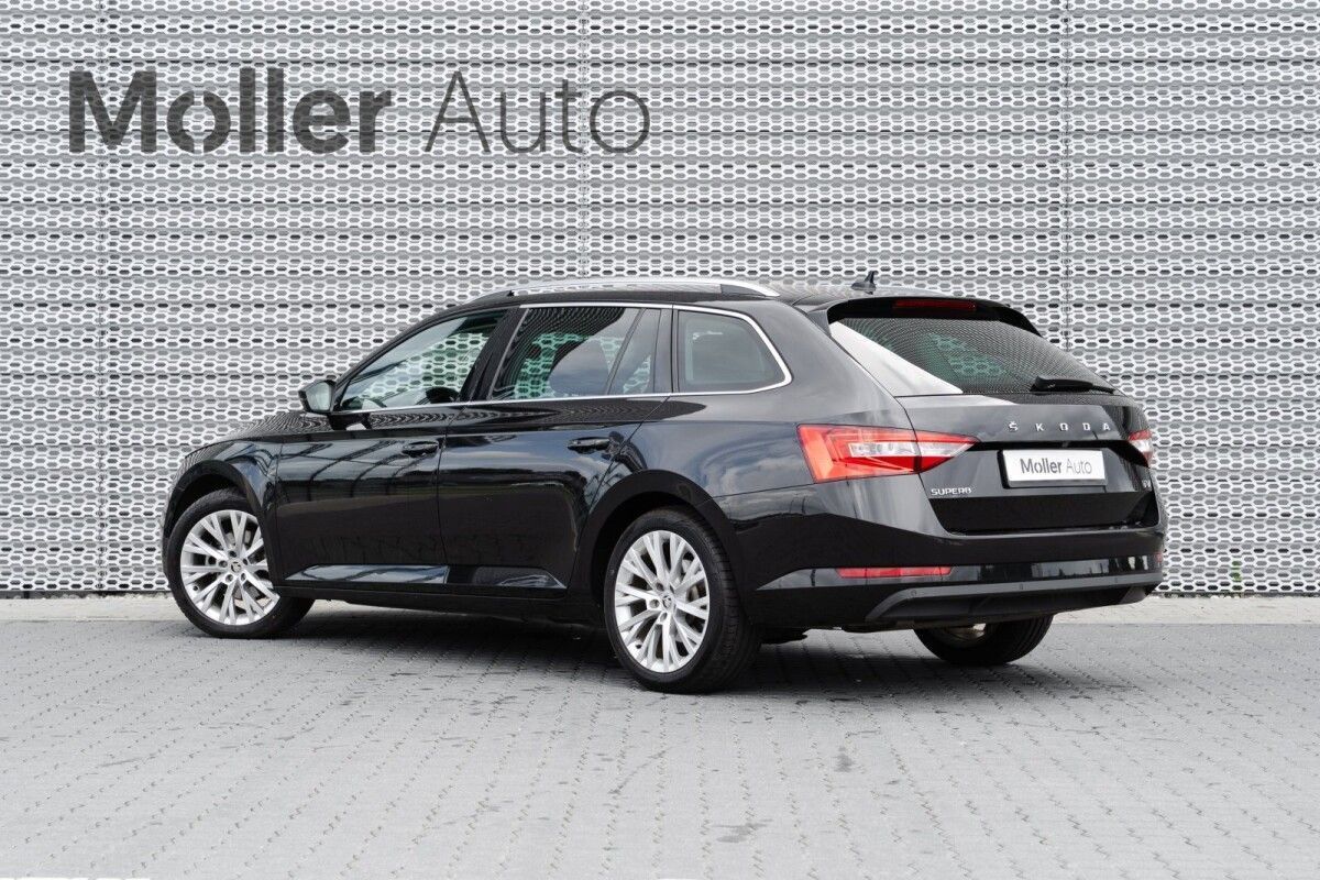 Škoda Superb 2022, photo 3/30