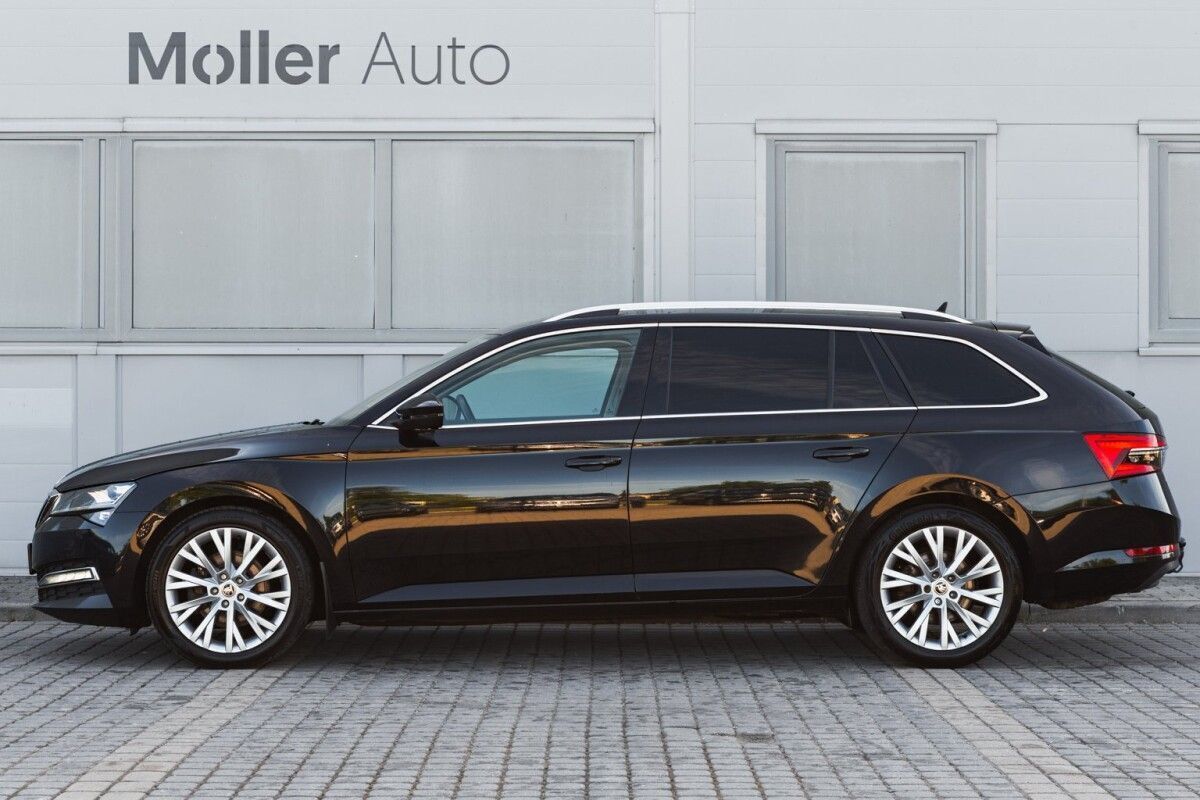 Škoda Superb 2023, kuva 2/33