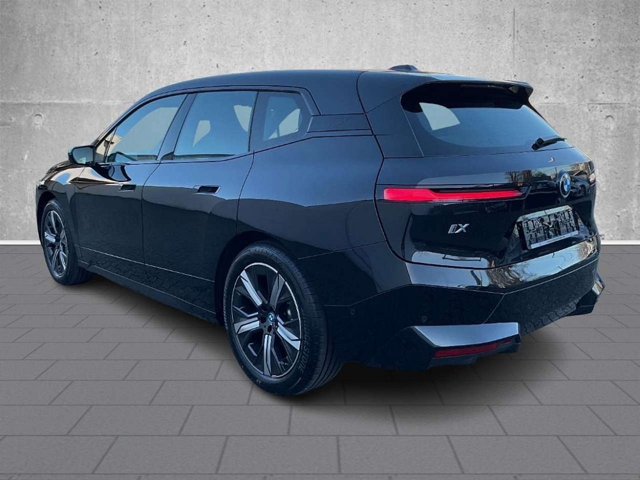 BMW iX 2025, kuva 2/10