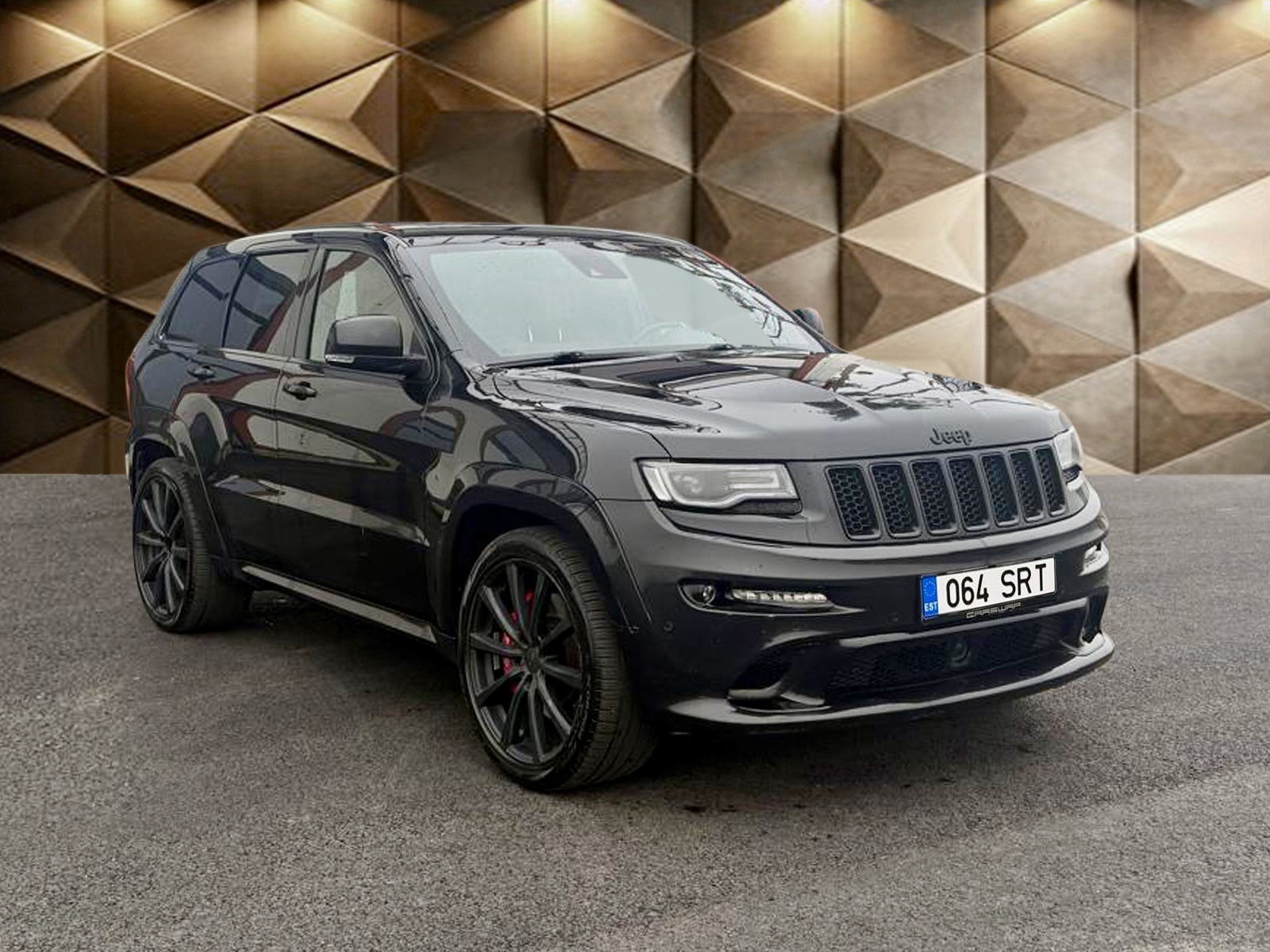 Jeep Grand Cherokee SRT 2015, kuva 3/29