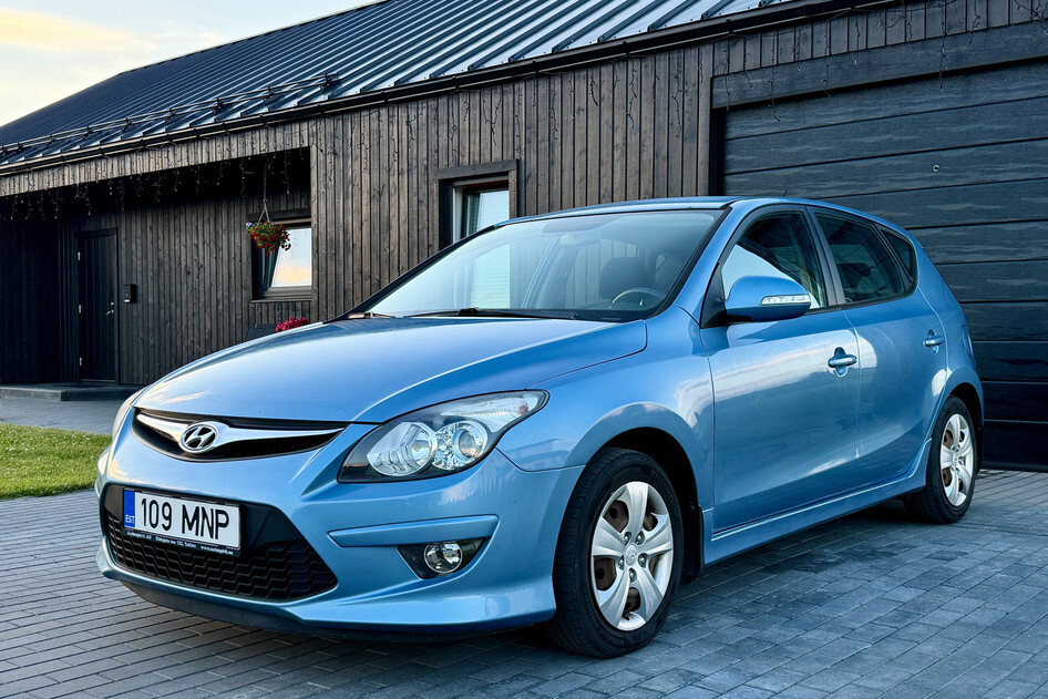 Hyundai i30, 2011, 1.6, 93 kW, petrol, automatic, front-wheel drive