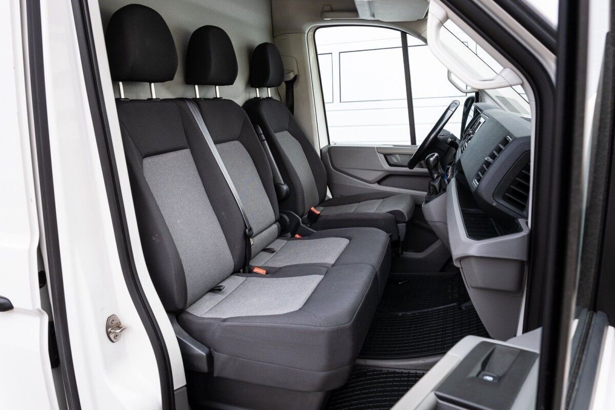 Volkswagen Crafter 2021, photo 6/10