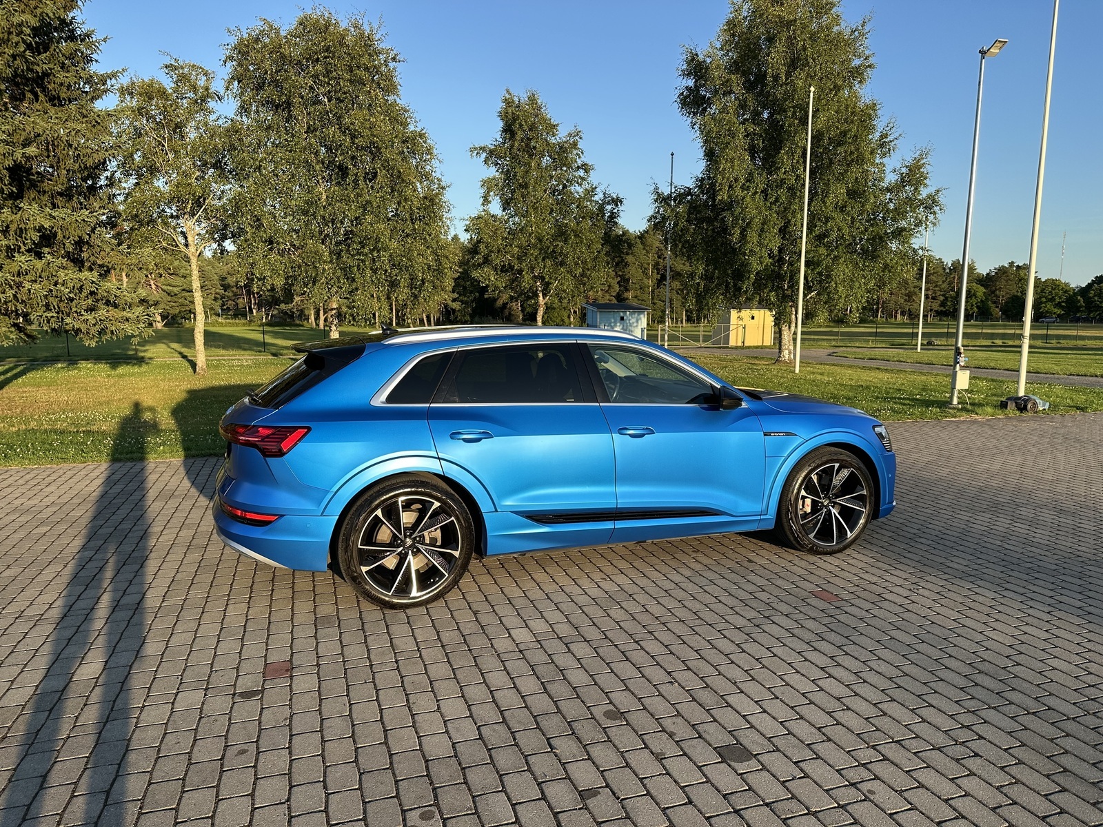 Audi e-tron