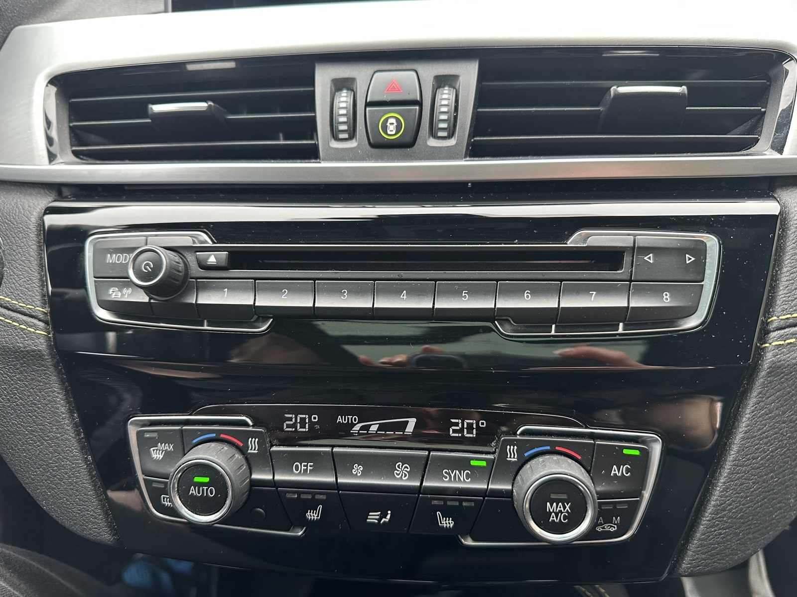 BMW X2 2019, photo 6/10