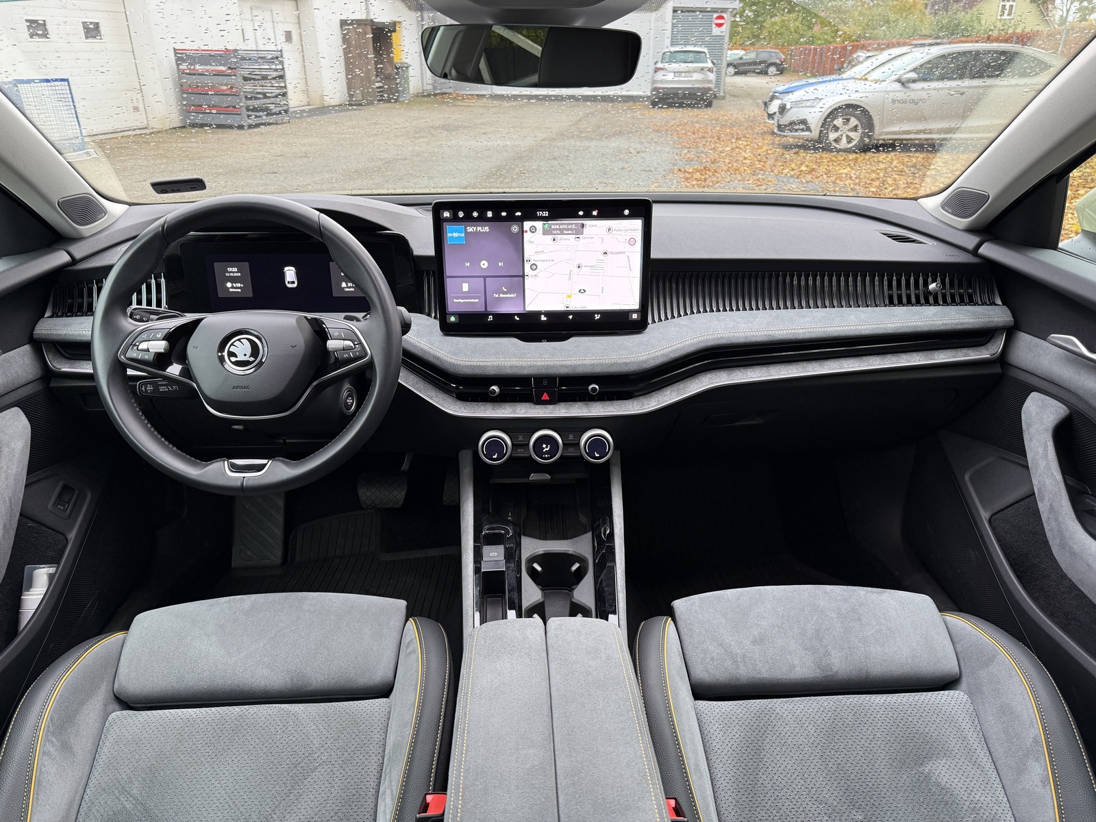 Škoda Superb 2024, photo 6/12