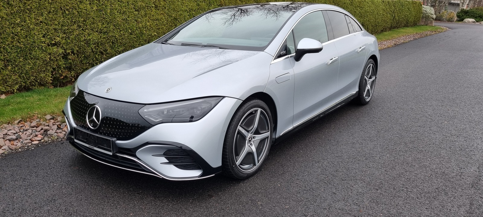 Mercedes-Benz EQE