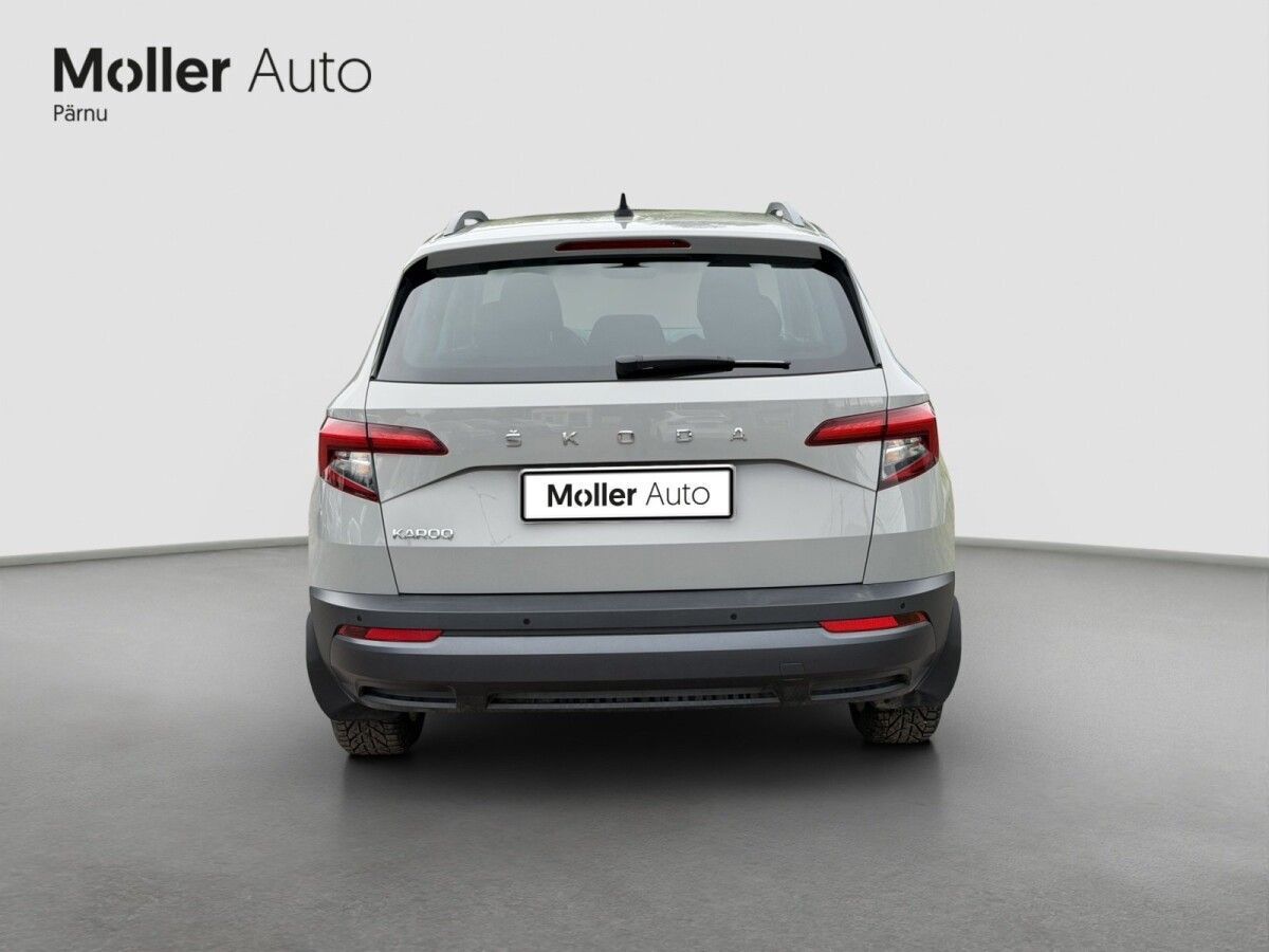 Škoda Karoq 2021, photo 4/17
