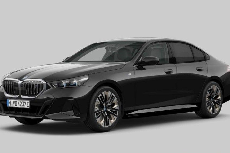 BMW i5, 2024, 290 kW, electric, automatic, four-wheel drive