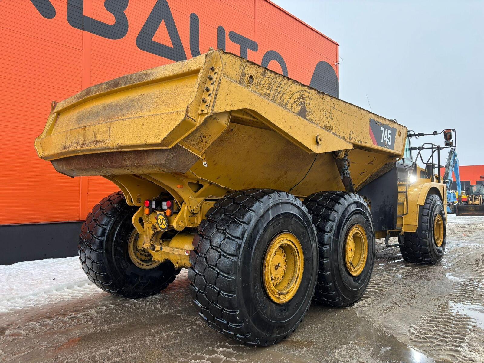 Caterpillar 745 6x6, kuva 6/26