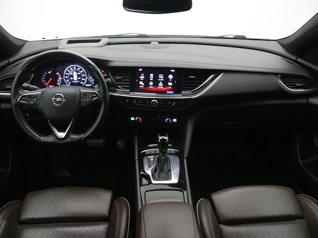 Opel Insignia 2017, kuva 2/10