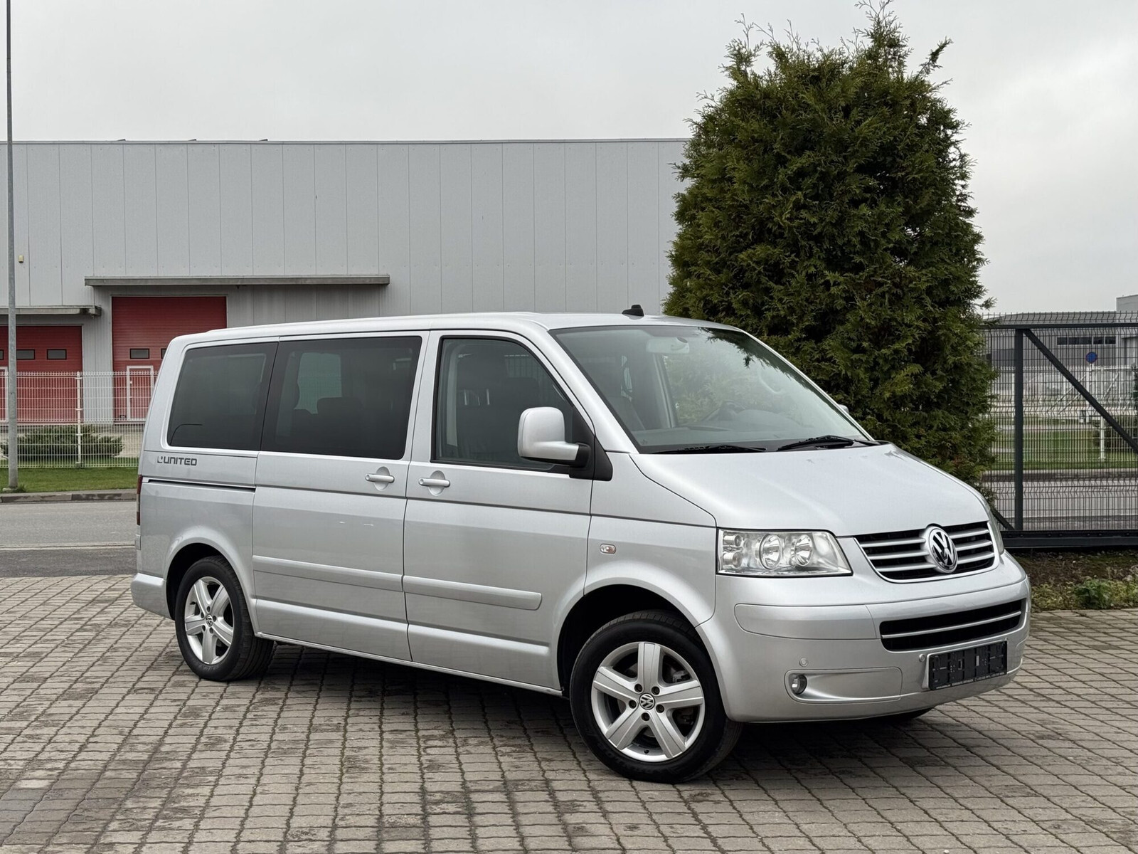 Volkswagen Multivan Highline Dsg 2.5 Tdi 128kW