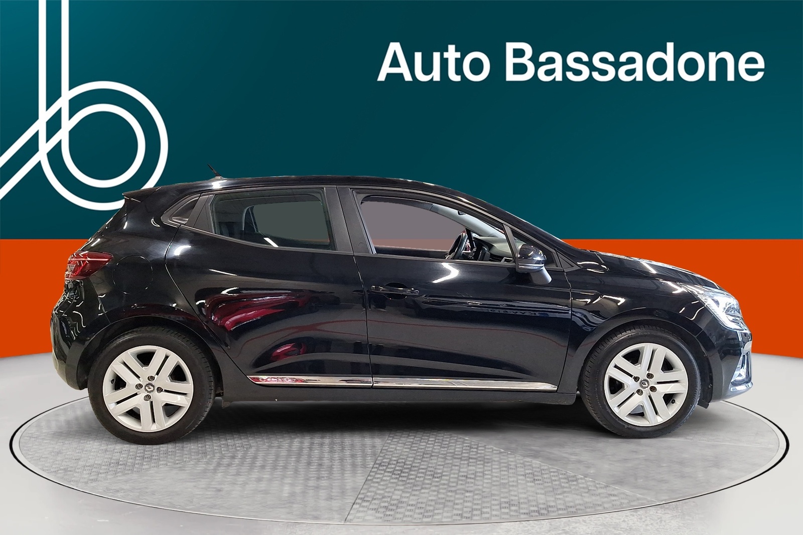Renault Clio 2021, photo 6/33