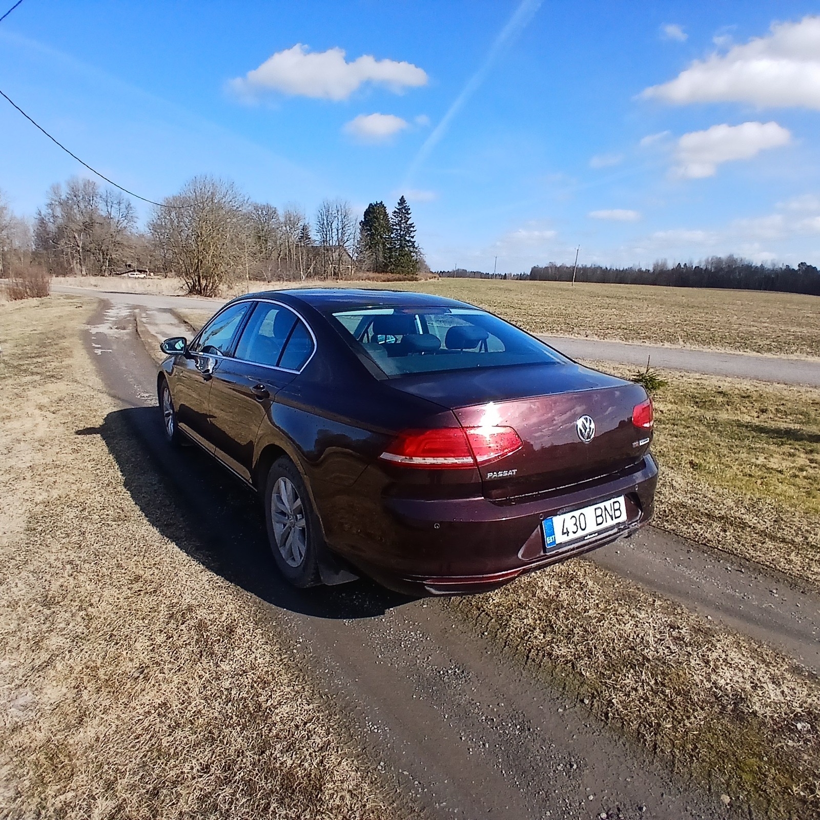 Volkswagen Passat 2015, photo 6/9
