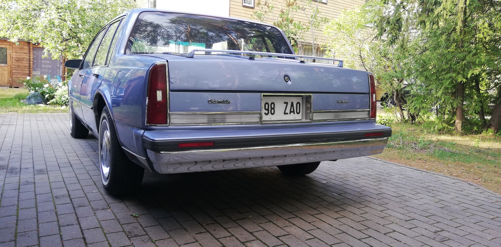 Oldsmobile NINETY-EIGHT REGENCY 1985, kuva 4/11