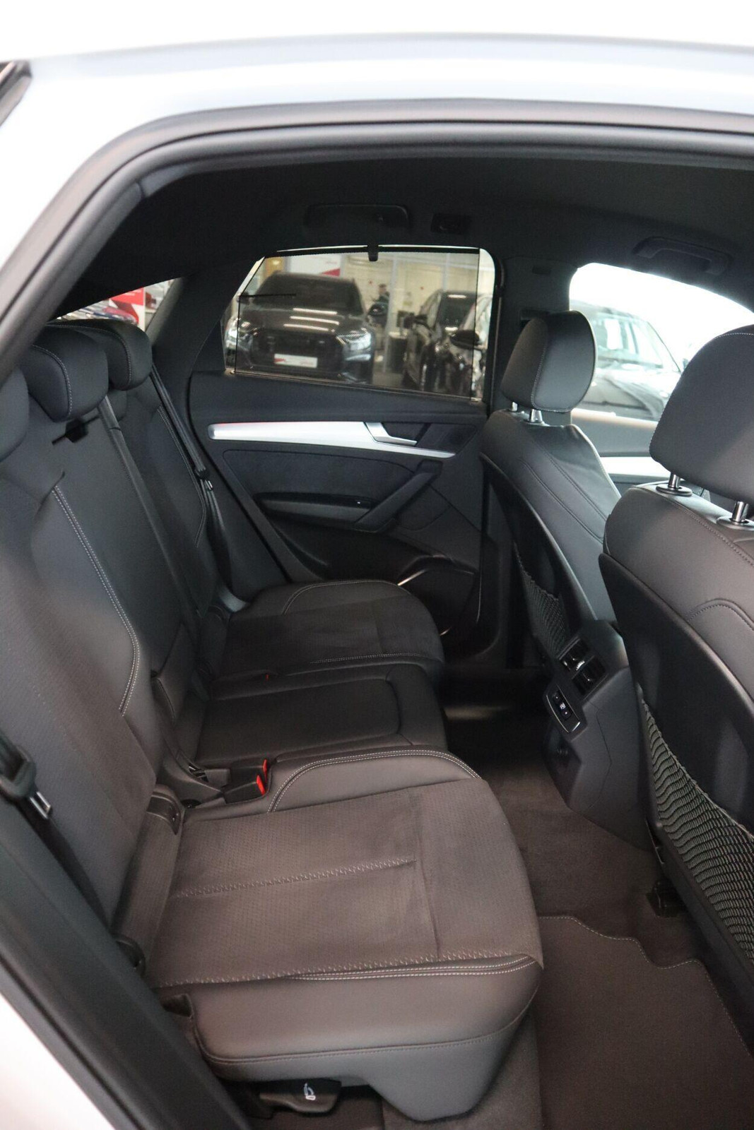 Audi Q5 2024, photo 3/11
