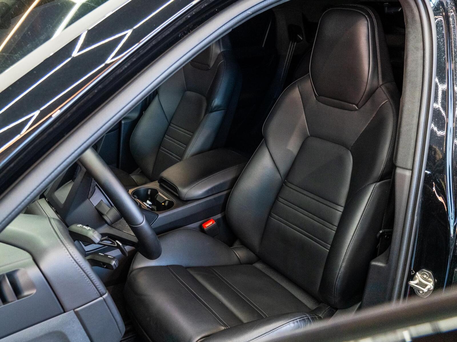 Porsche Cayenne 2024, photo 7/10