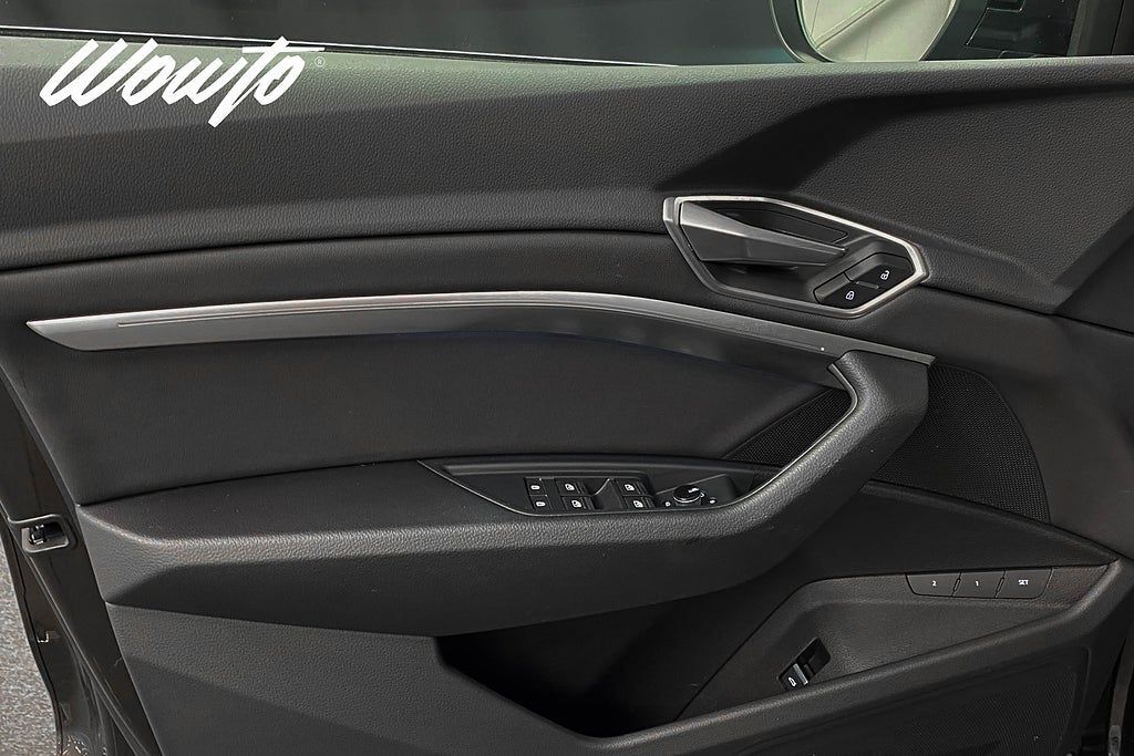 Audi Q8 2023, kuva 7/10