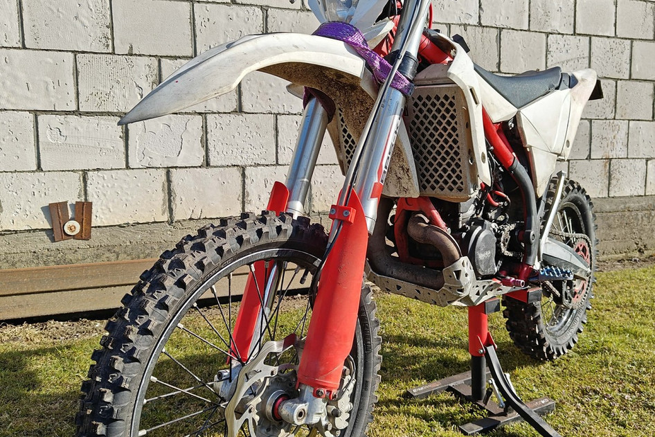 Beta, 2017, 0.3, benzīns, manuālā, aizmugurējā piedziņa