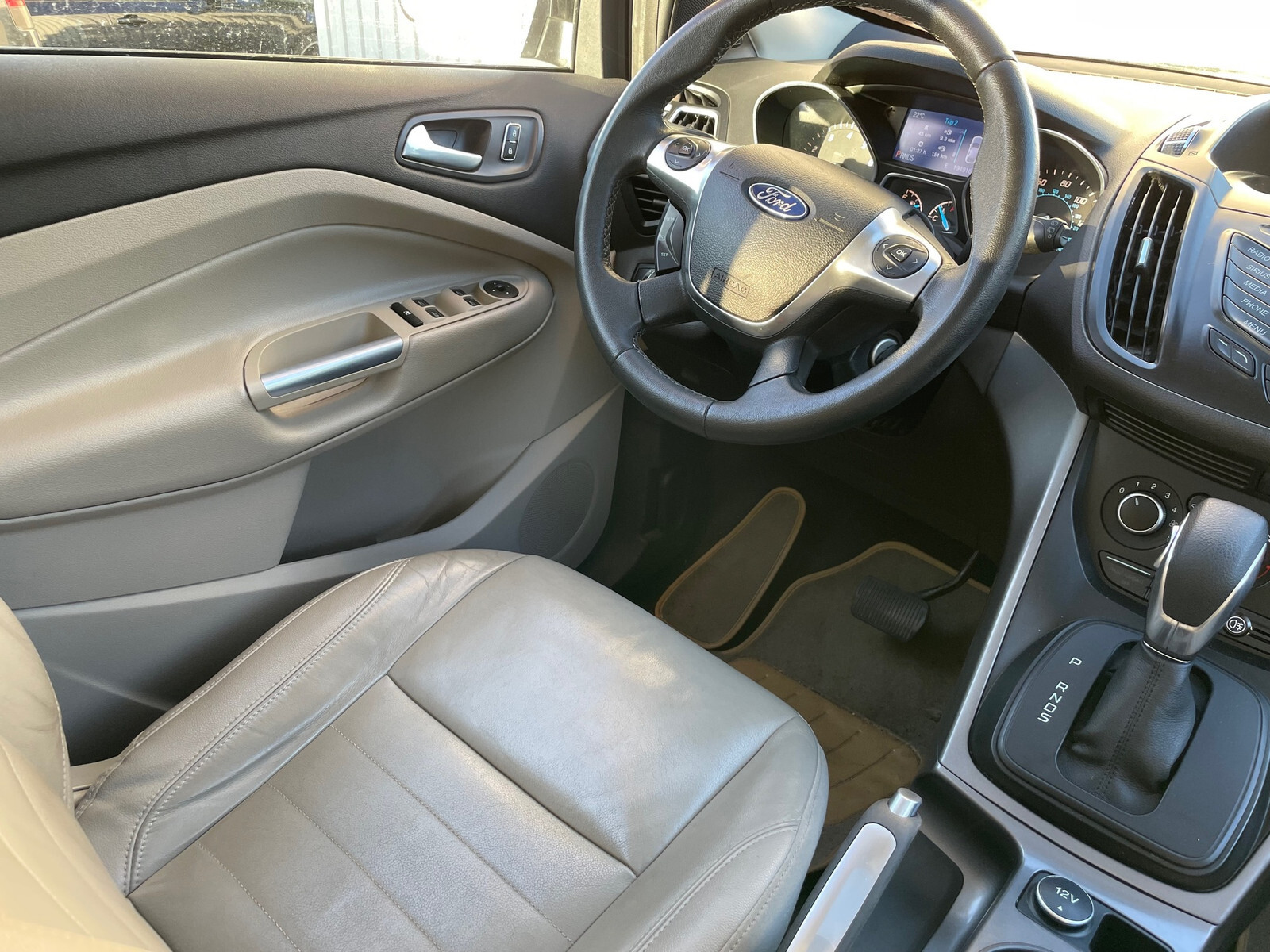 Ford Escape SE 2013, photo 3/6