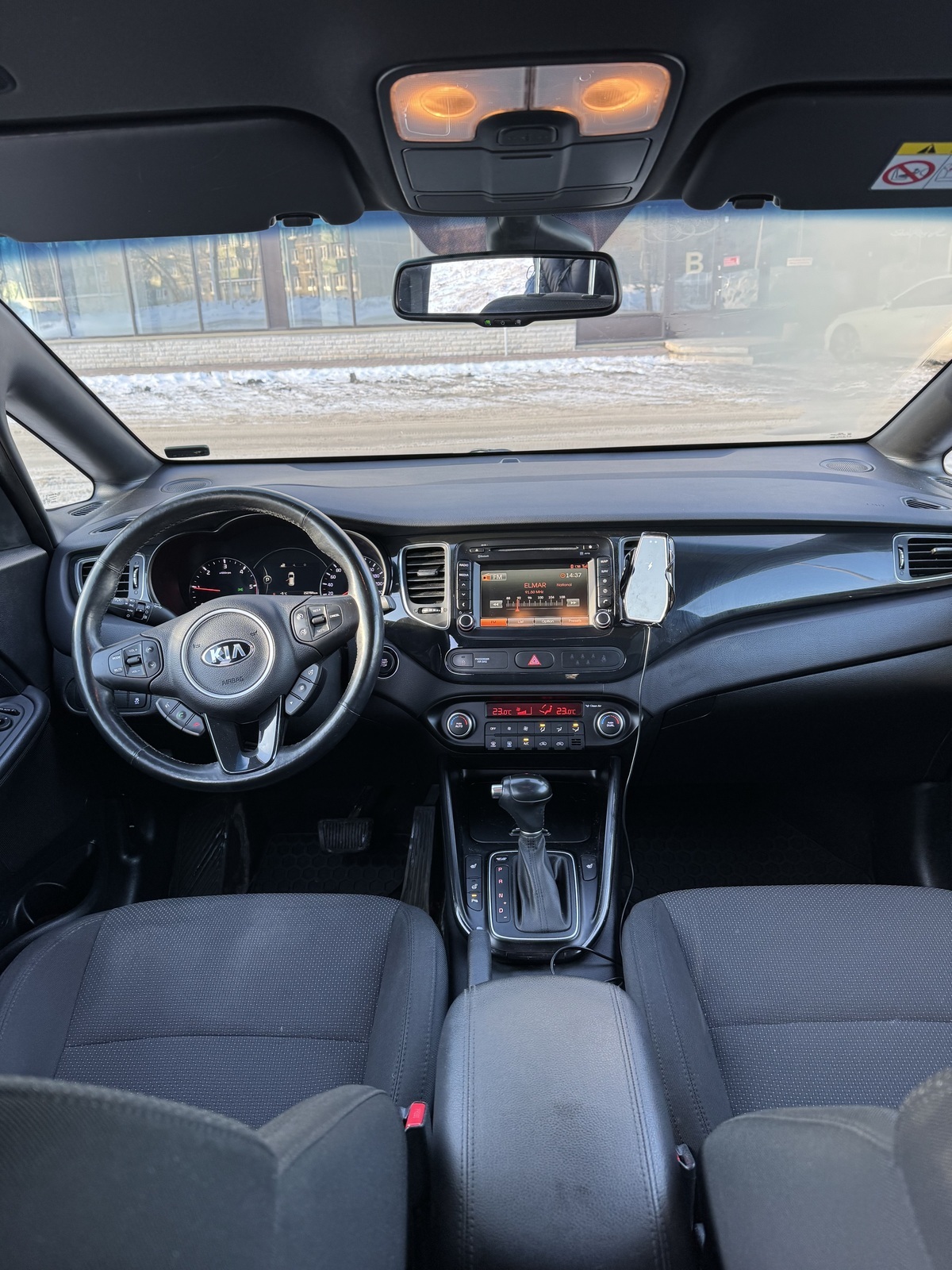 Kia Carens 2017, photo 5/8