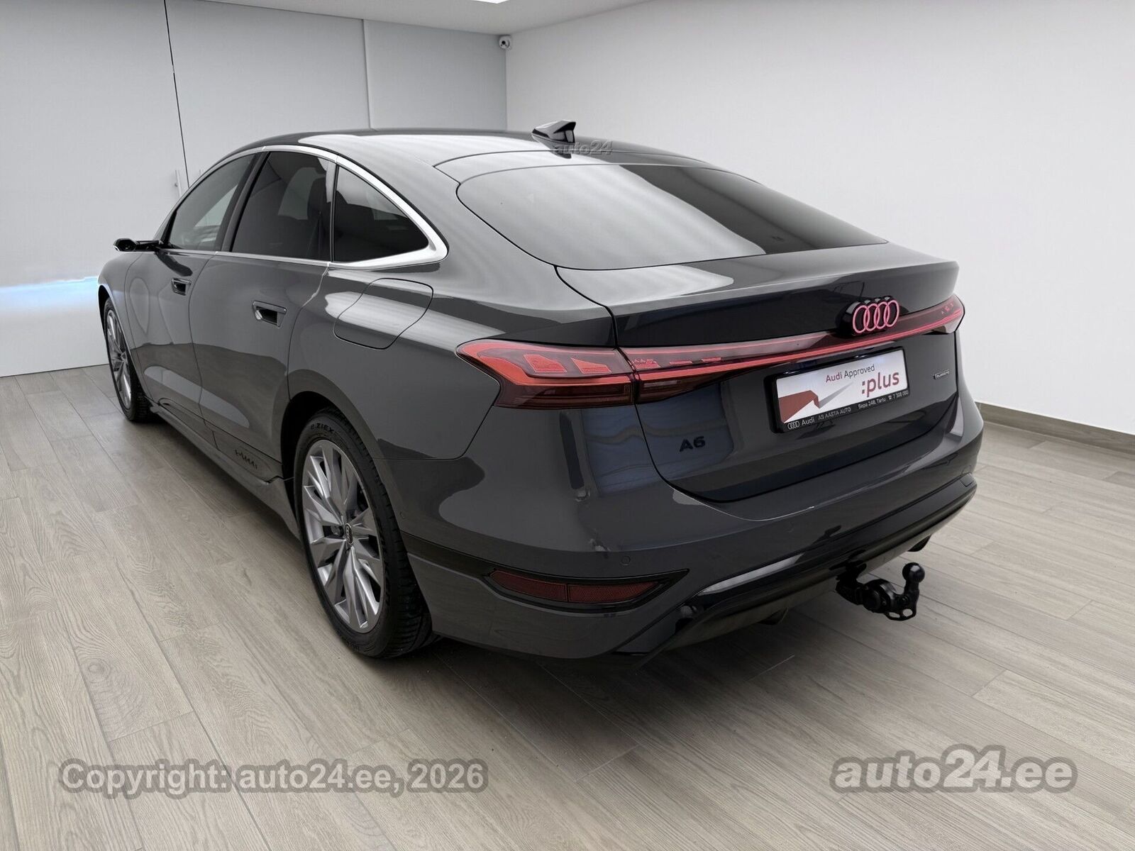 Audi A6 e-tron 2025, photo 2/13