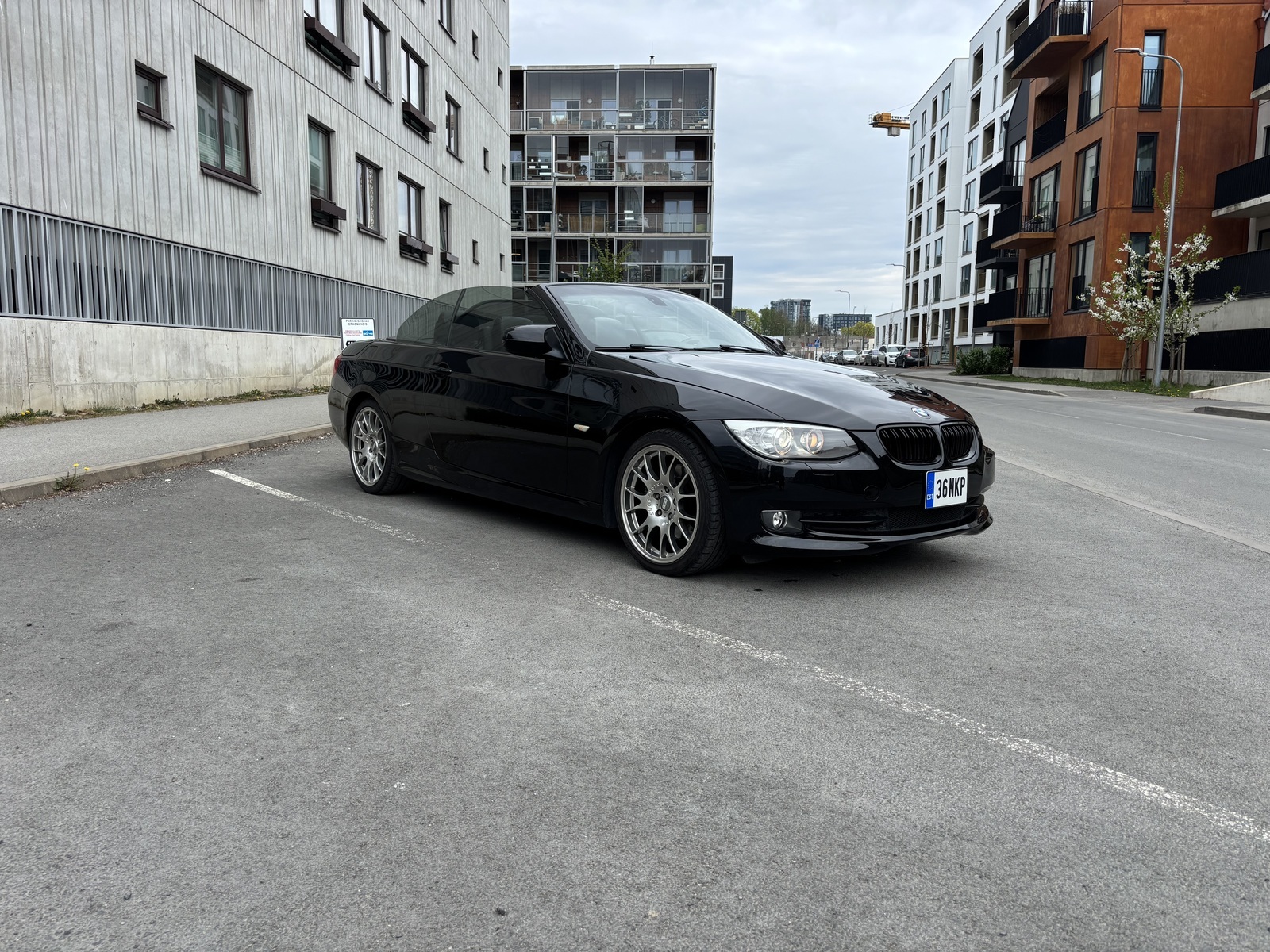 BMW 325 2011, photo 3/18