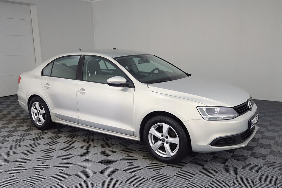 Volkswagen Jetta, 2011, 1.2, 104 kW, бензин, механическая, передний привод