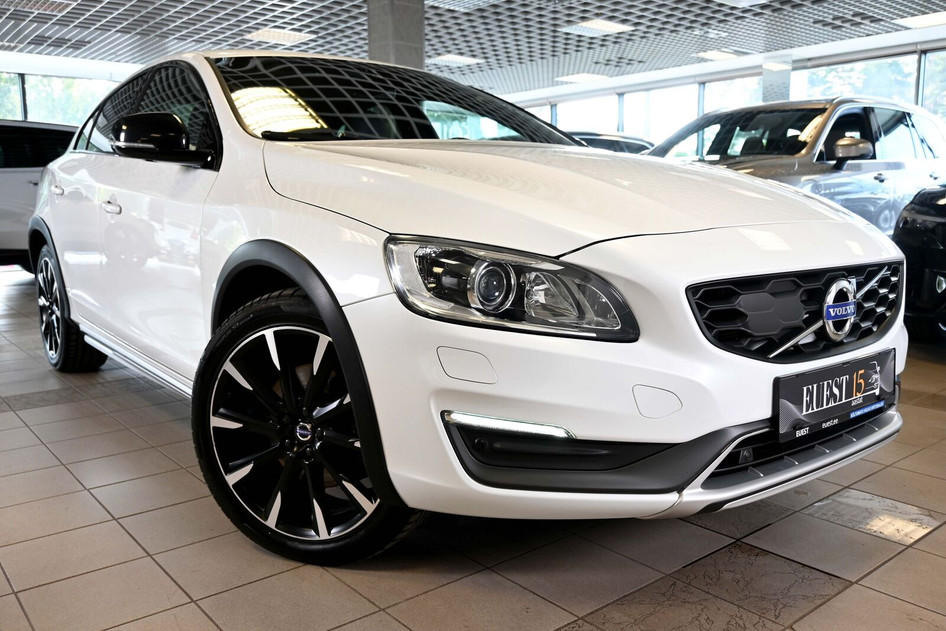 Volvo S60 Cross Country, 2015, 2.4, 140 kW, дизель, автомат, полный привод