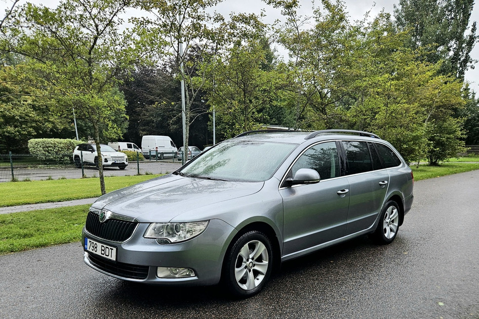 Škoda Superb, 2011, 1.8, 118 kW, bensiin, automaat, esivedu