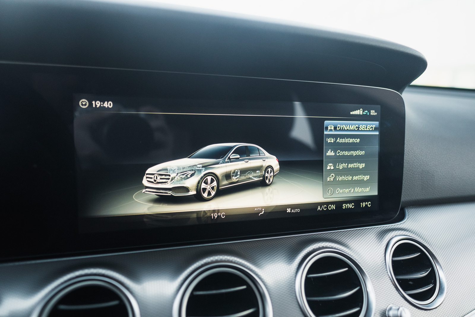 Mercedes-Benz E 200 2018, photo 8/8