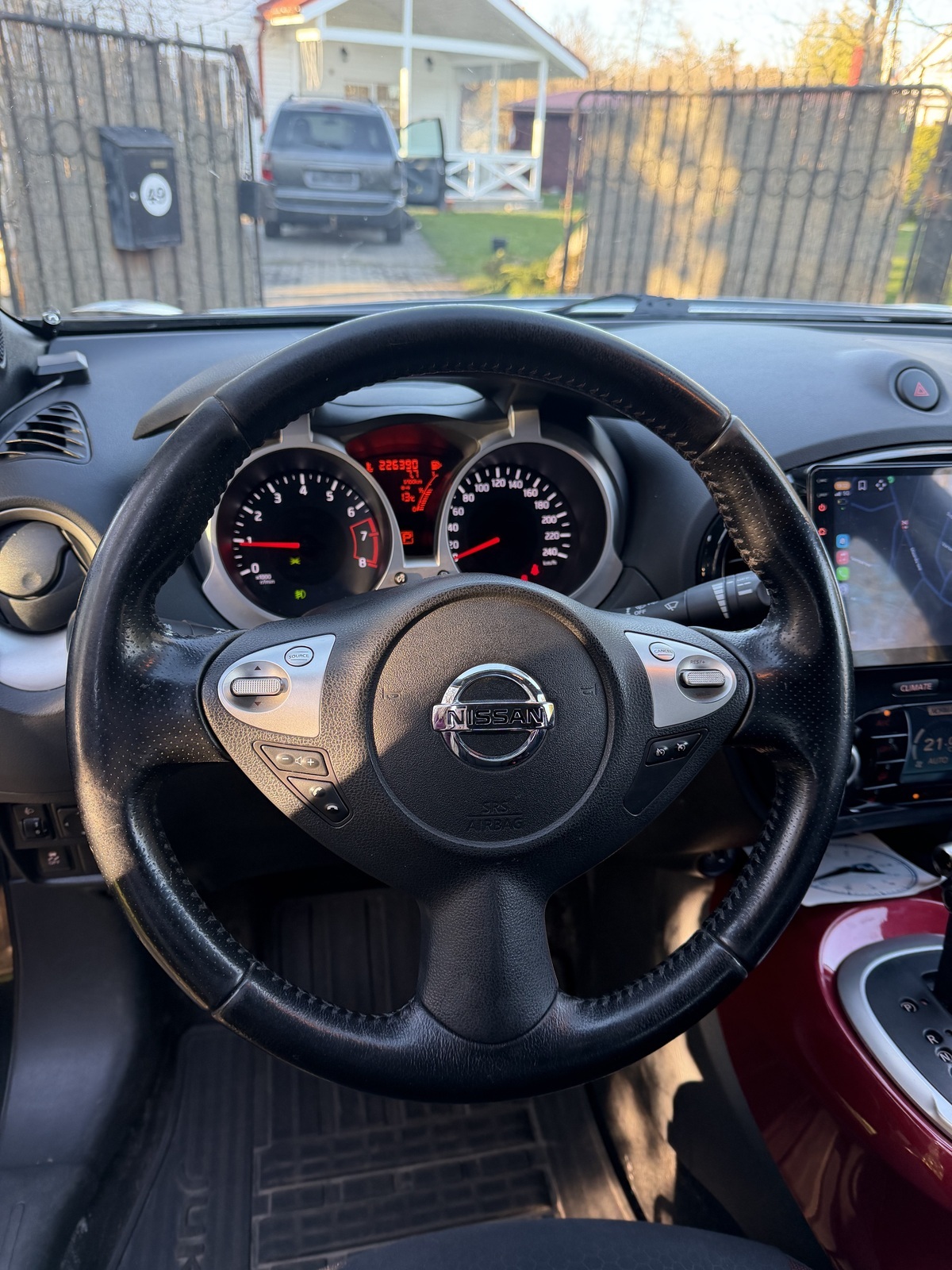 Nissan Juke 2012, kuva 2/9