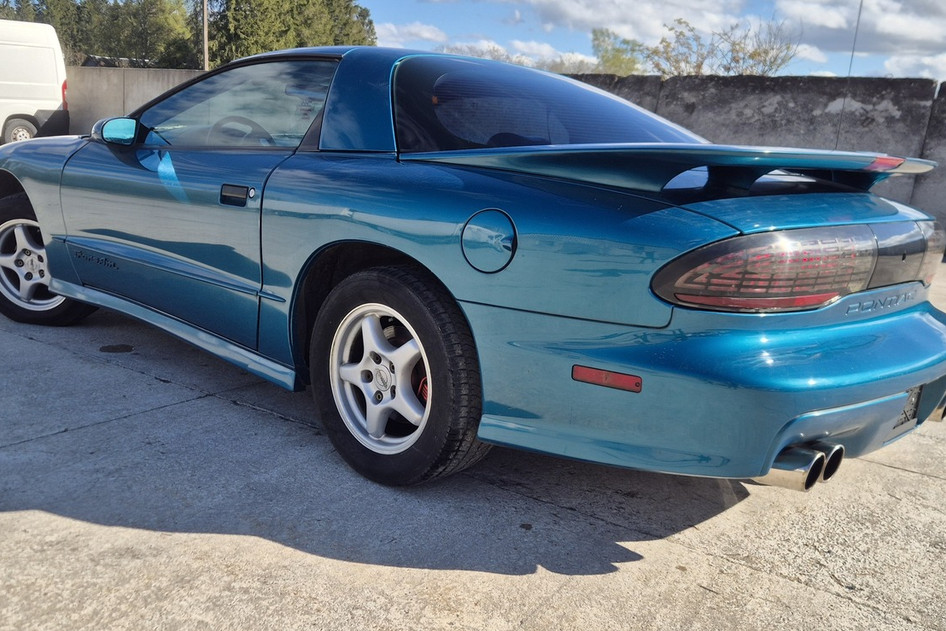 Pontiac Trans Am, 1994, 5.7, 205 kW, petrol, automatic, rear-wheel drive