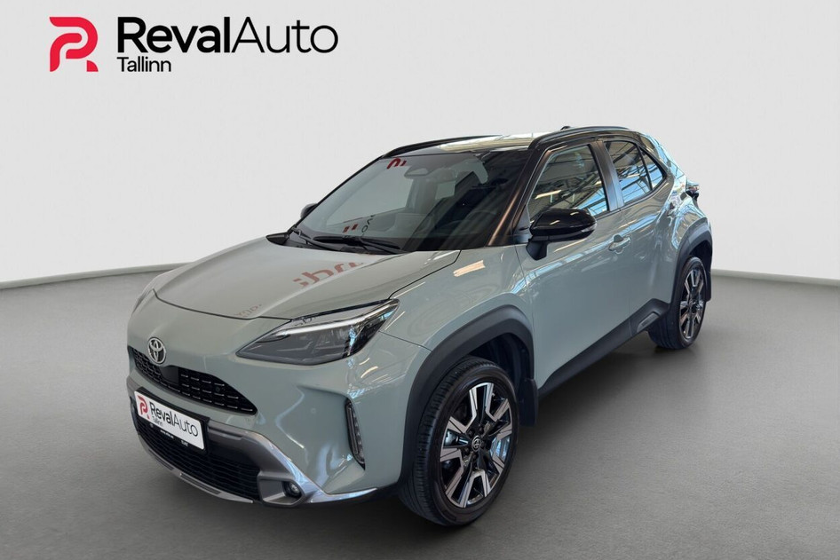 Toyota Yaris Cross, 2024, 1.5, 68 kW, гибрид (бензин/электричество), автомат, полный привод
