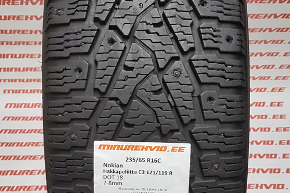 Used studded tire 235/65R16 Nokian Hakkapeliitta C3 121/119 R