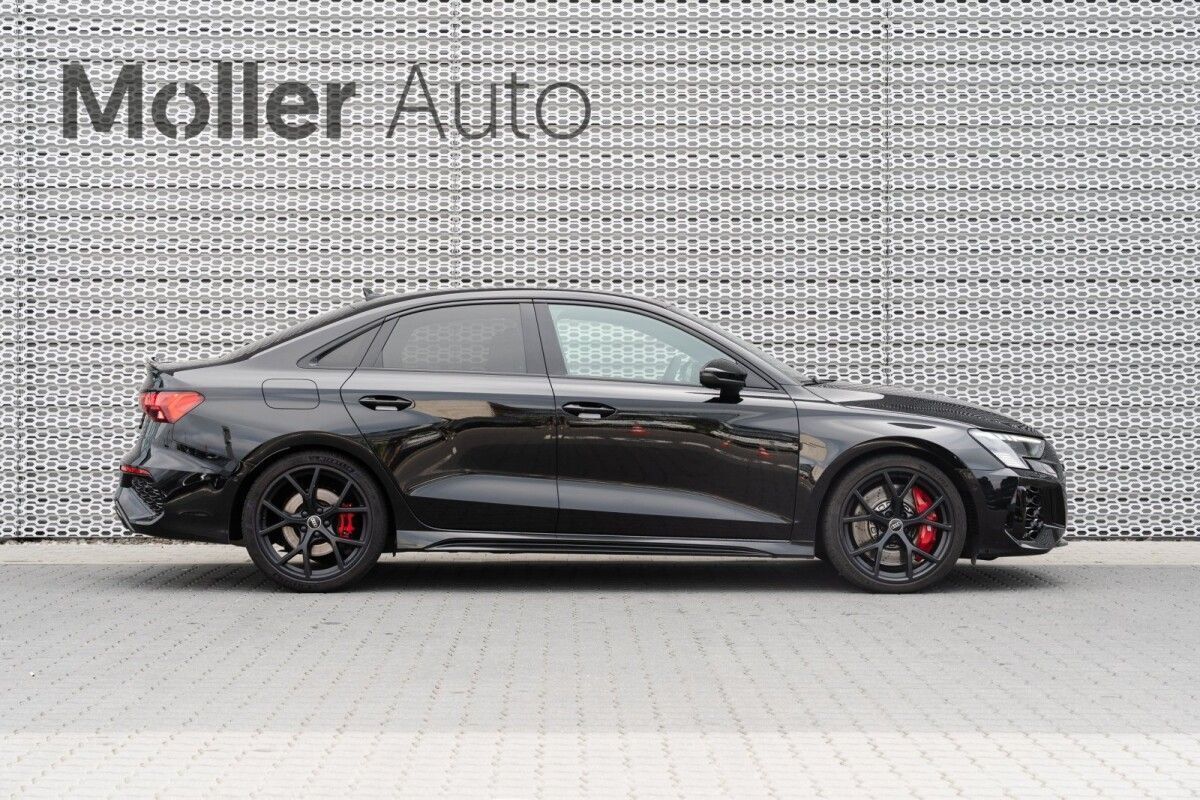 Audi RS3 2024, photo 5/10