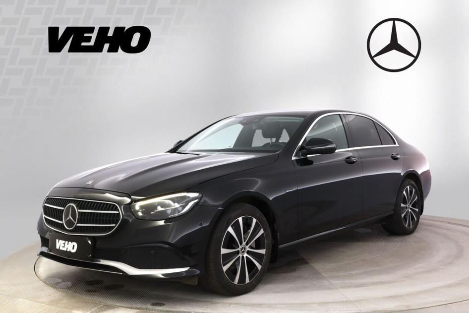 Mercedes-Benz E 300, 2021, 2.0, 155 kW, подключаемый гибрид (бензин/электричество), автомат, полный привод