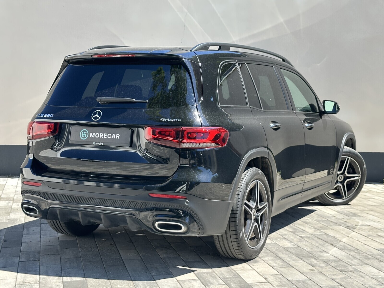 Mercedes-Benz GLB 250 2024, kuva 4/24